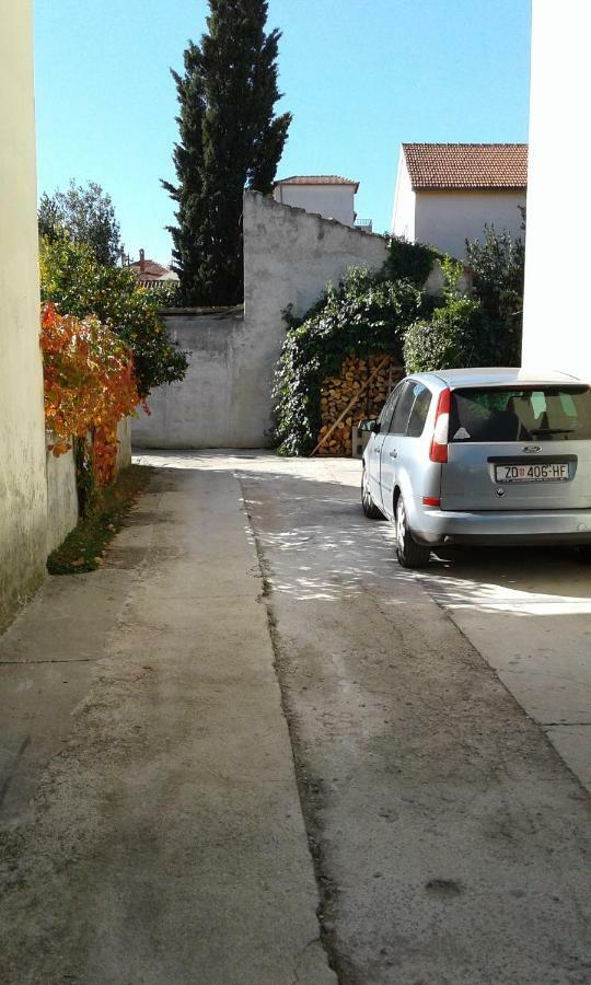 Wolverine Residence Ζαντάρ Εξωτερικό φωτογραφία