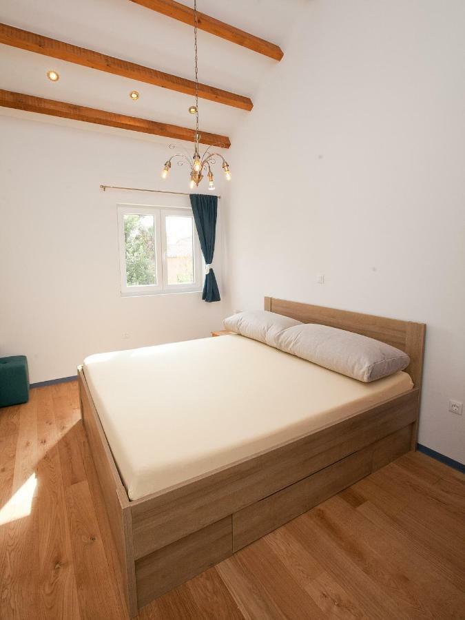 Wolverine Residence Ζαντάρ Εξωτερικό φωτογραφία